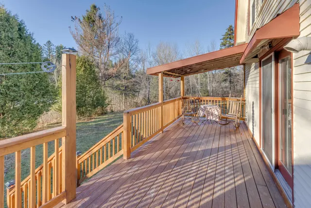 $249,900 | 59 Parker Road, Carroll, NH 03598