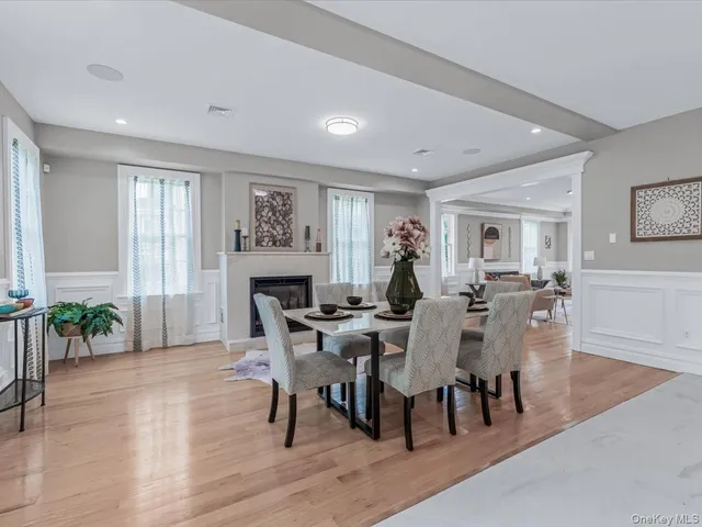 $2,399,000 | 233-17 38th Drive | Douglaston