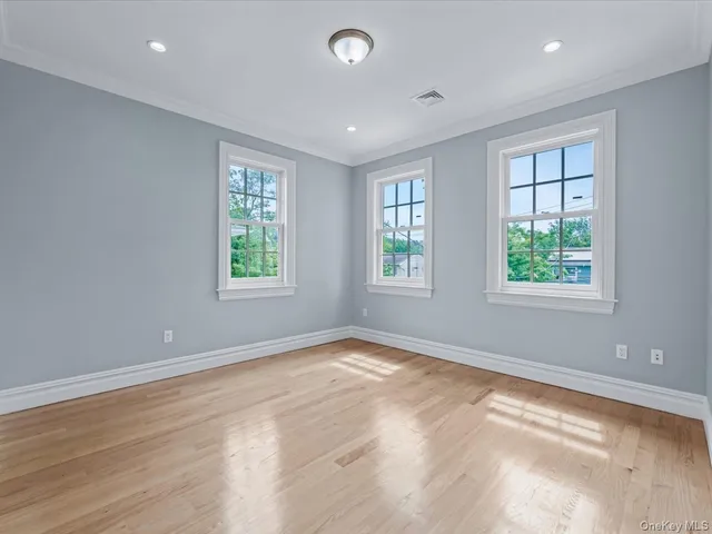 $2,399,000 | 233-17 38th Drive | Douglaston