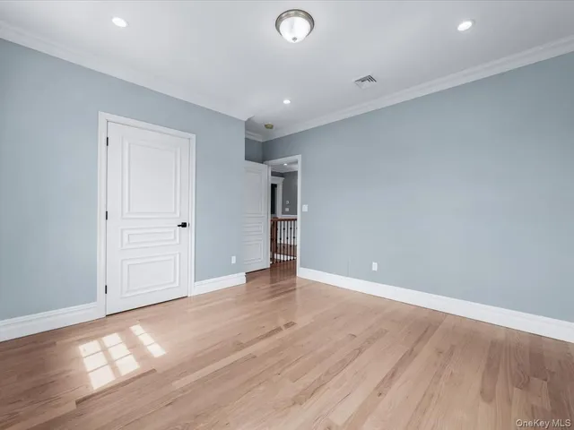 $2,399,000 | 233-17 38th Drive | Douglaston