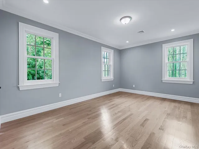$2,399,000 | 233-17 38th Drive | Douglaston