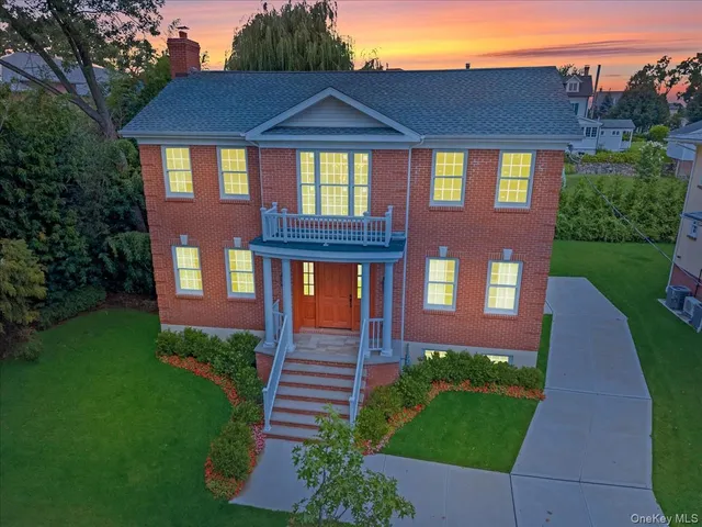 $2,399,000 | 233-17 38th Drive | Douglaston