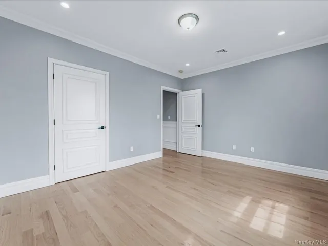 $2,399,000 | 233-17 38th Drive | Douglaston