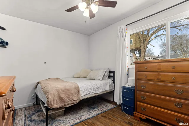 $149,900 | 1506 Woodbine Drive, Washington, IL 61571