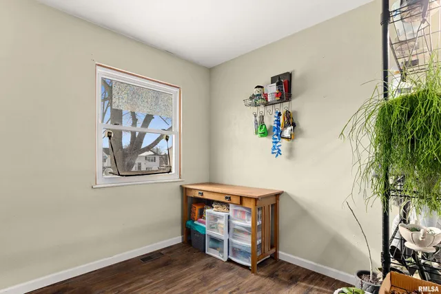 $149,900 | 1506 Woodbine Drive, Washington, IL 61571