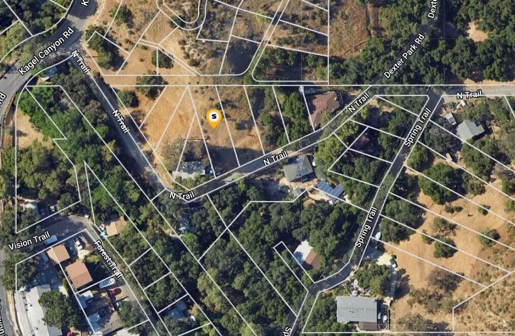 North Trail Road Sylmar, CA 91342 - Photo 6 of 8 a view of an outdoor space