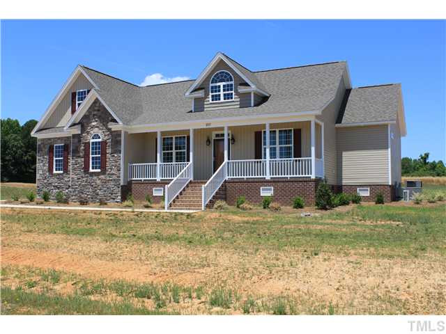 107 Red Wood Road Zebulon, NC 27597 - Photo 2 of 23 Photo 2