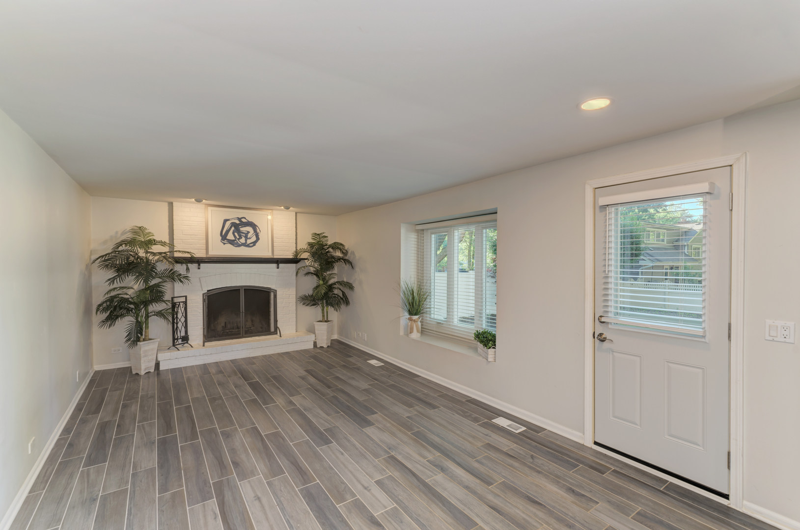 1249 Stonegate Road Naperville, IL 60540 - Photo 21 of 49