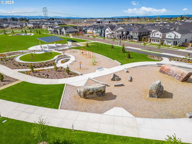 $332,900 | 3329 Southwest 209th Avenue, Hillsboro, OR 97123