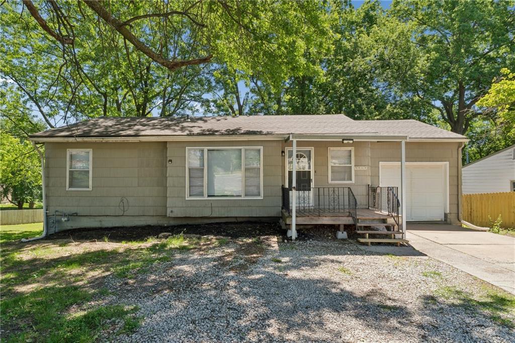 5809 Ralston Avenue Raytown, MO 64133 - Photo 1 of 43