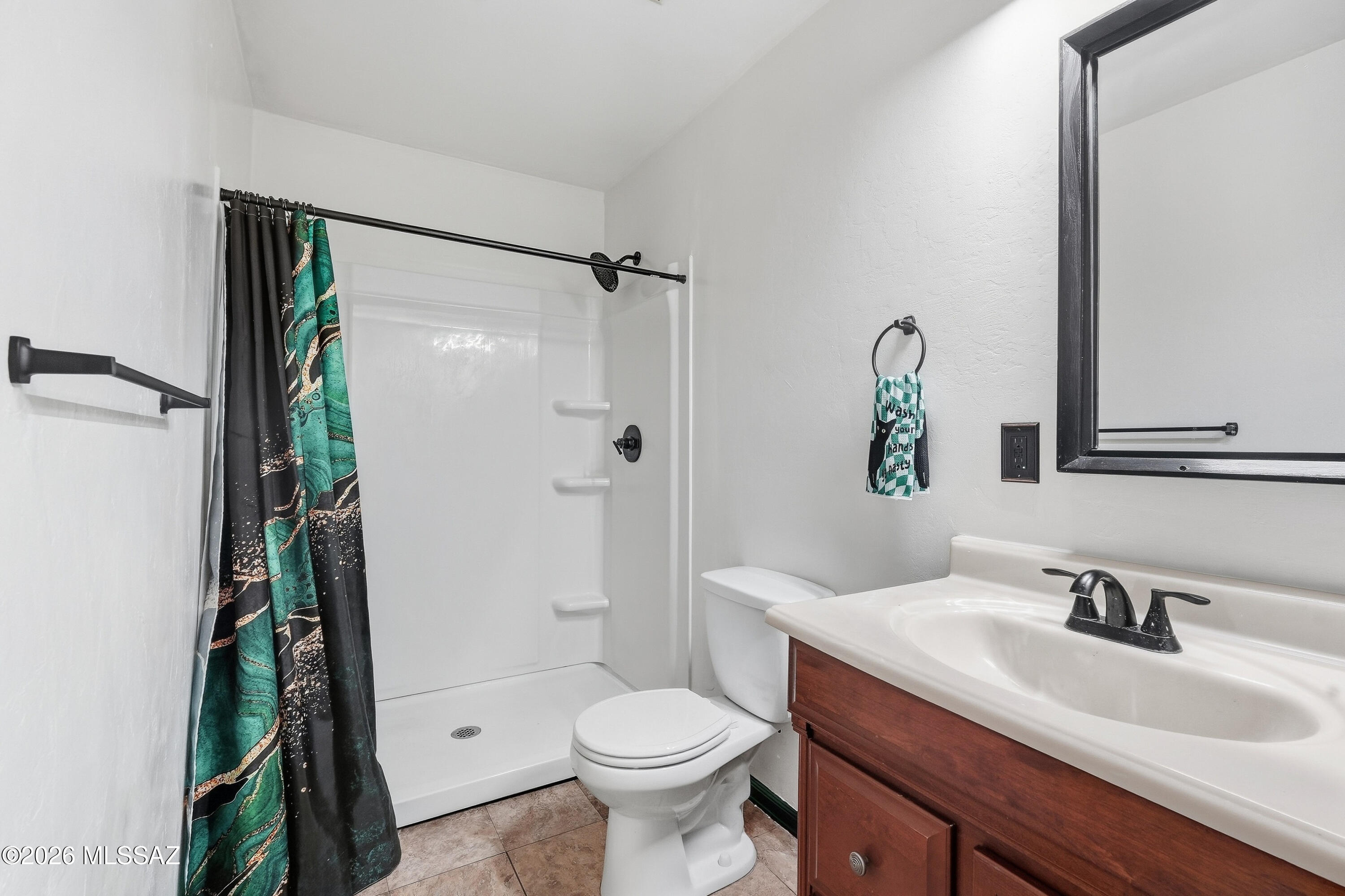 739 East Bantam Road Tucson, AZ 85706 - Photo 26 of 38 Primary Bathroom