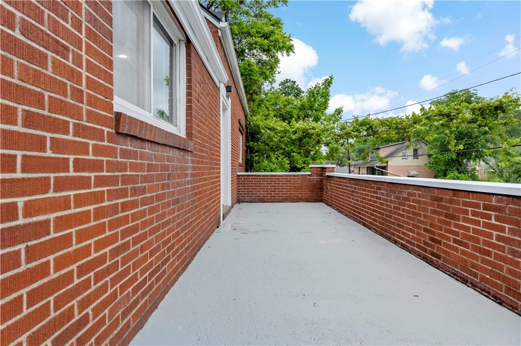 779 Bower Hill Road Bridgeville, PA 15017 - Photo 4 of 35 Gallery Image 4
