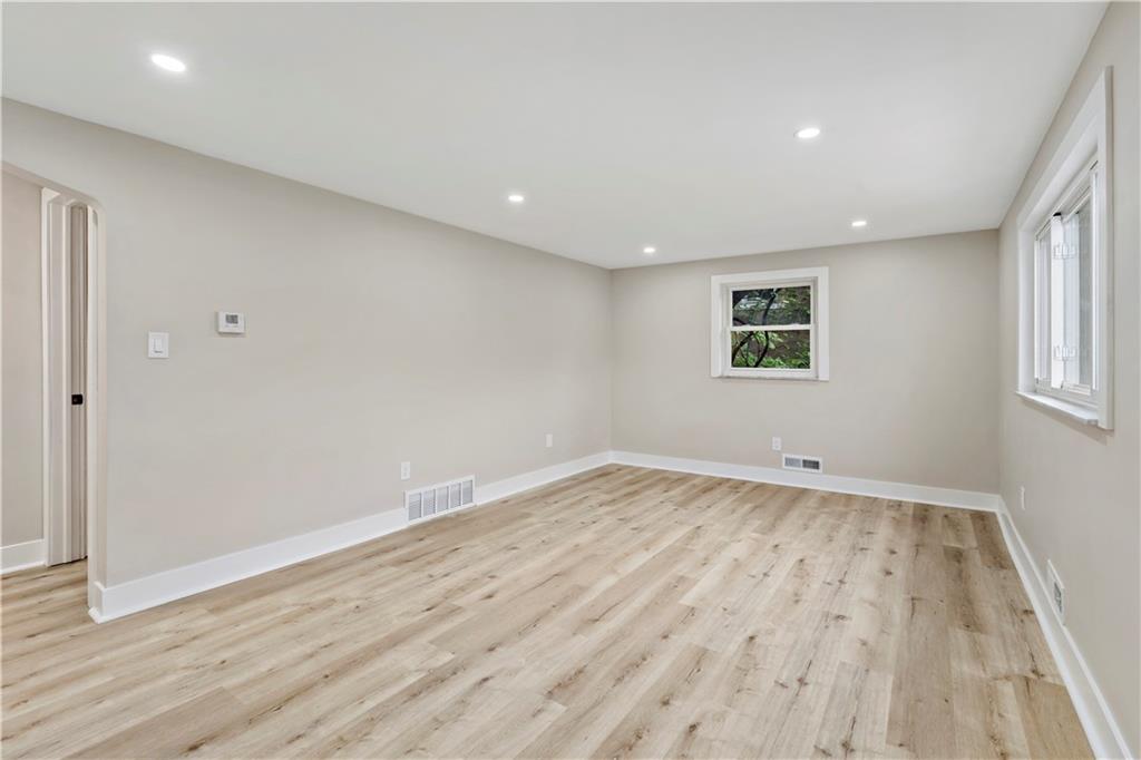 779 Bower Hill Road Bridgeville, PA 15017 - Photo 7 of 35 Gallery Image 7