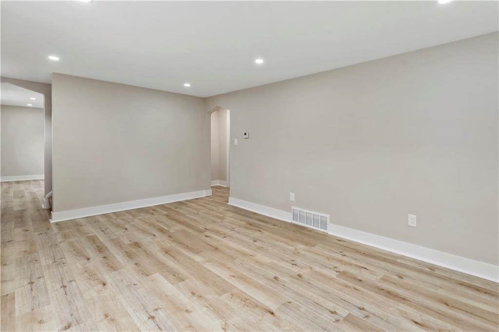 779 Bower Hill Road Bridgeville, PA 15017 - Photo 9 of 35 Gallery Image 9
