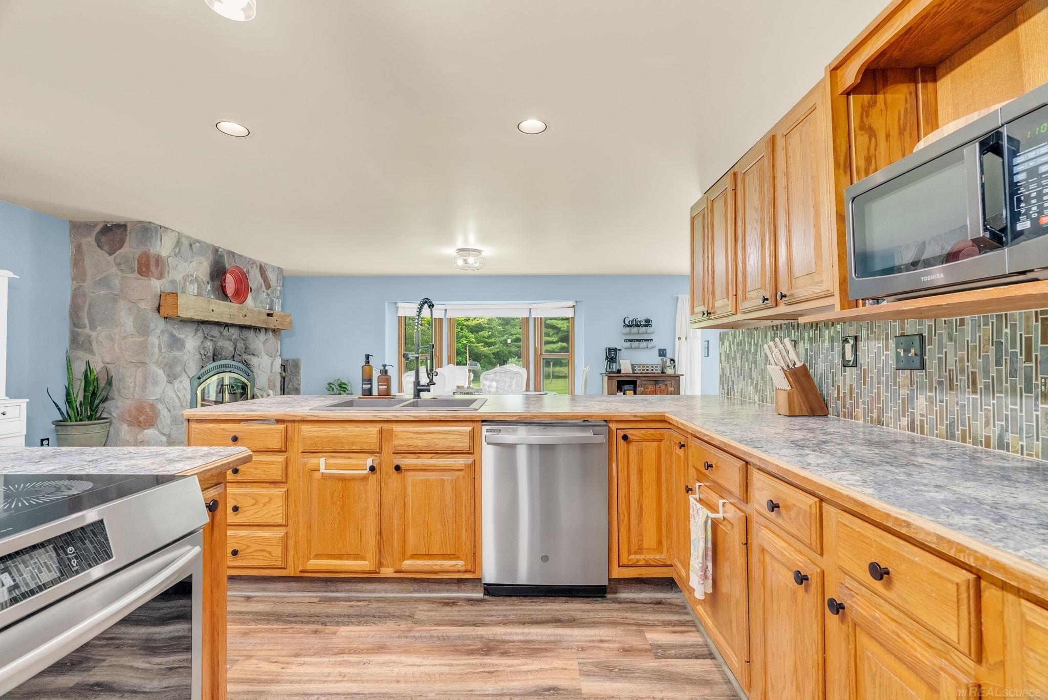 7574 Lakeshore Road Lexington, MI 48450 - Photo 30 of 68 Gallery Image 30
