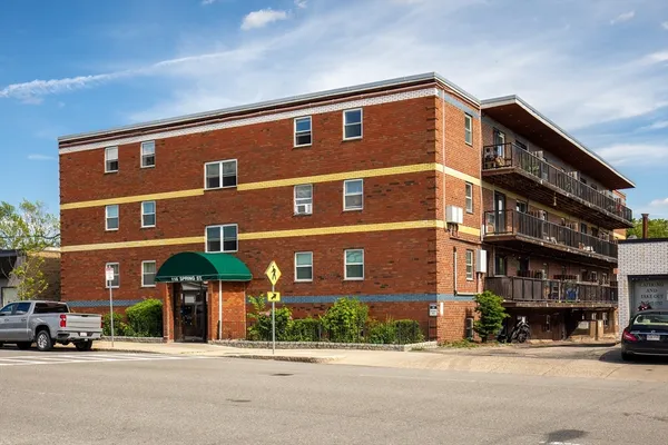 $340,000 | 116 Spring Street, Unit A4, Boston, MA 02132