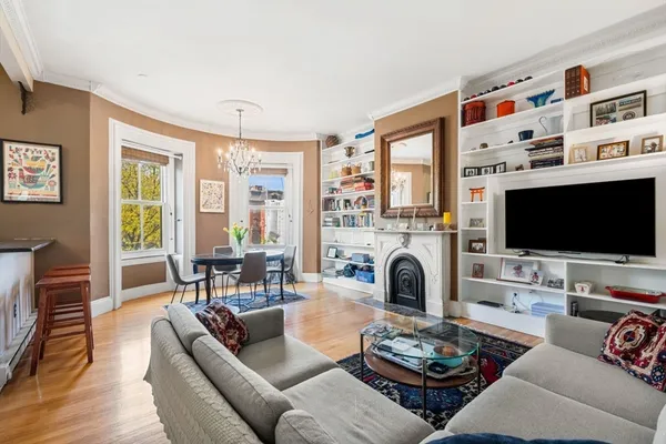 $939,000 | 536 Massachusetts Avenue, Unit 4, Boston, MA 02118