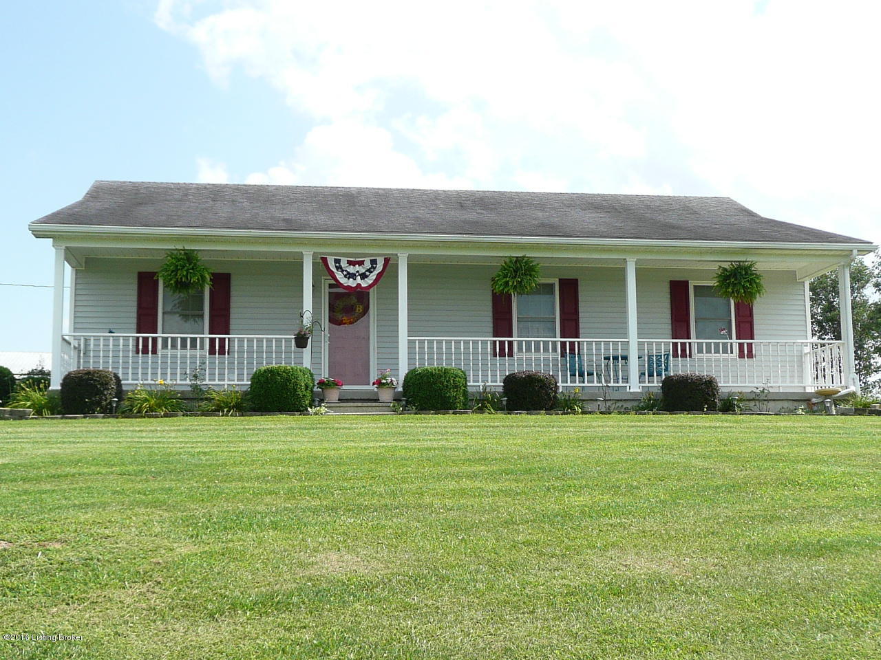 297 Pete Hahn Road Bloomfield, KY 40008 - Photo 1 of 35 Front View