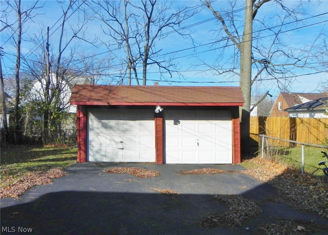3235-3237 Sycamore Road Cleveland, OH 44118 - Photo 8 of 13