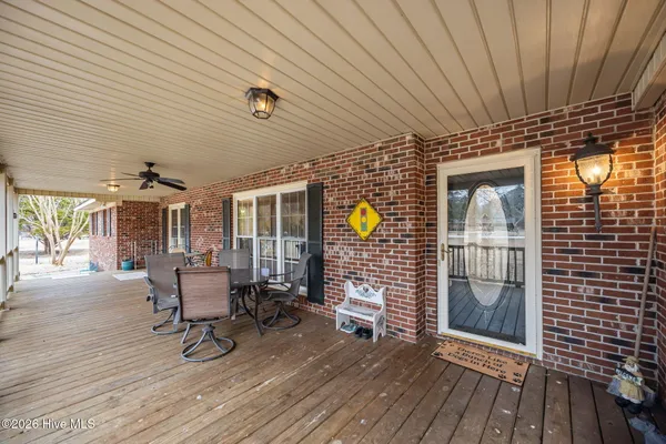 $295,000 | 10573 Highway 306, Arapahoe, NC 28510