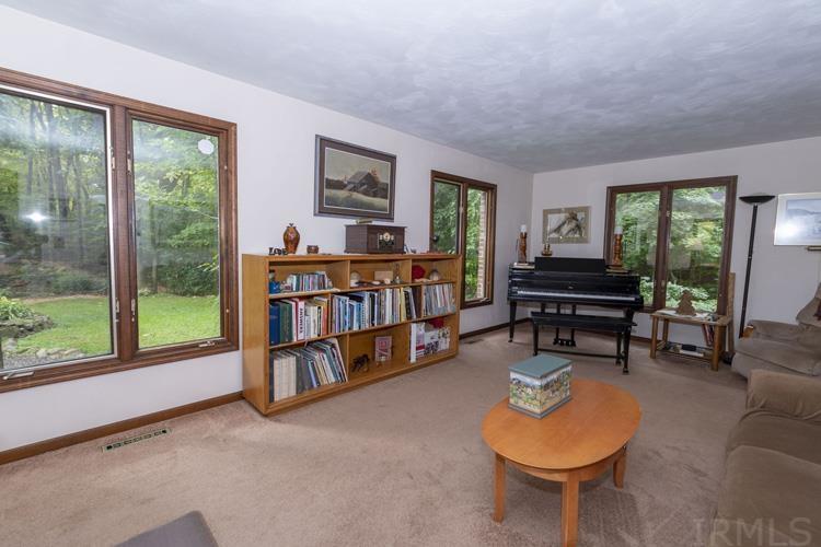 59699 Mayflower Road South Bend, IN 46614 - Photo 10 of 36 Gallery Image 10