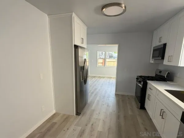 $3,100 | 2563 L Street, San Diego, CA 92102