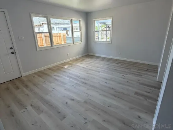 $3,100 | 2563 L Street, San Diego, CA 92102