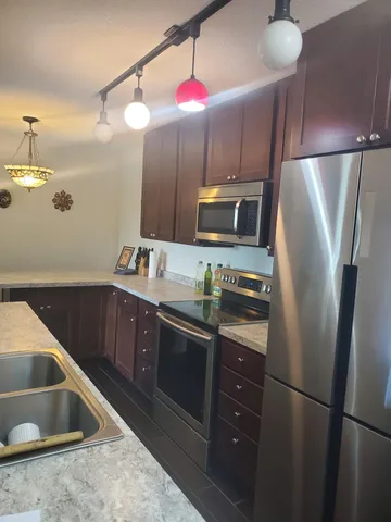 $112,000 | 12826 Nicollet Avenue, Unit 202, Burnsville, MN 55337