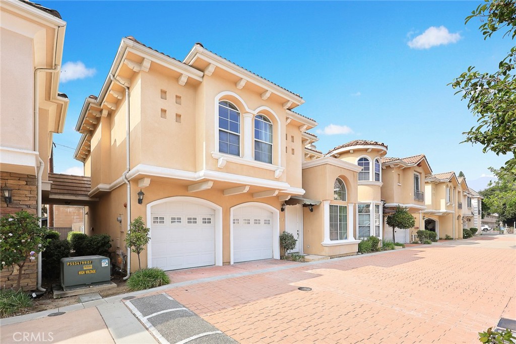 470 West Duarte Road, Unit B Arcadia, CA 91007 - Photo 3 of 38