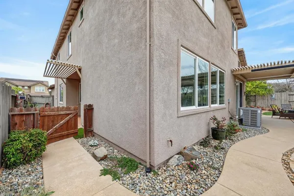 $879,000 | 3646 Rose Crest Circle, El Dorado Hills, CA 95762