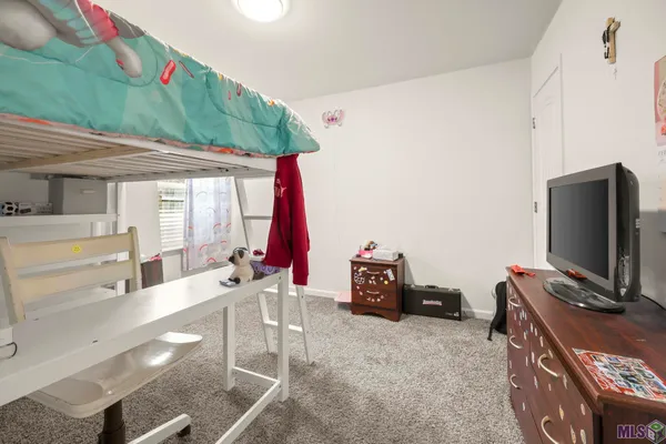 $270,000 | 13230 Fowler Drive, Walker, LA 70785