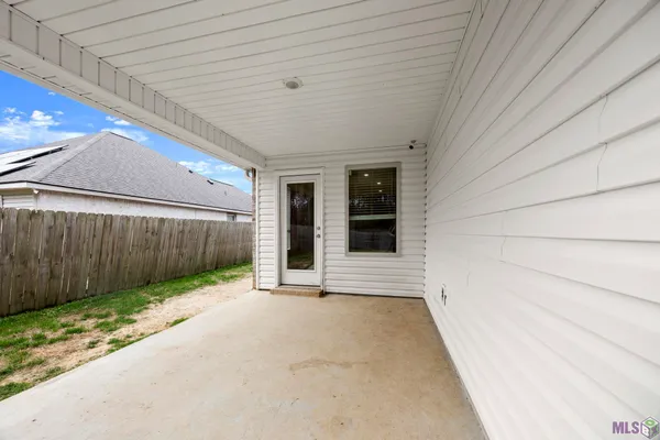 $270,000 | 13230 Fowler Drive, Walker, LA 70785