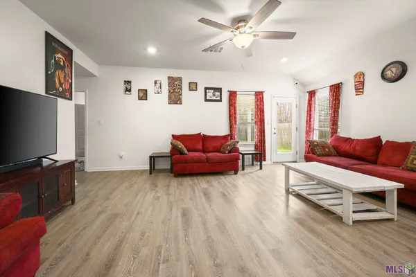 $270,000 | 13230 Fowler Drive, Walker, LA 70785