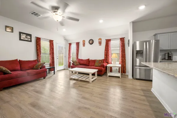 $270,000 | 13230 Fowler Drive, Walker, LA 70785