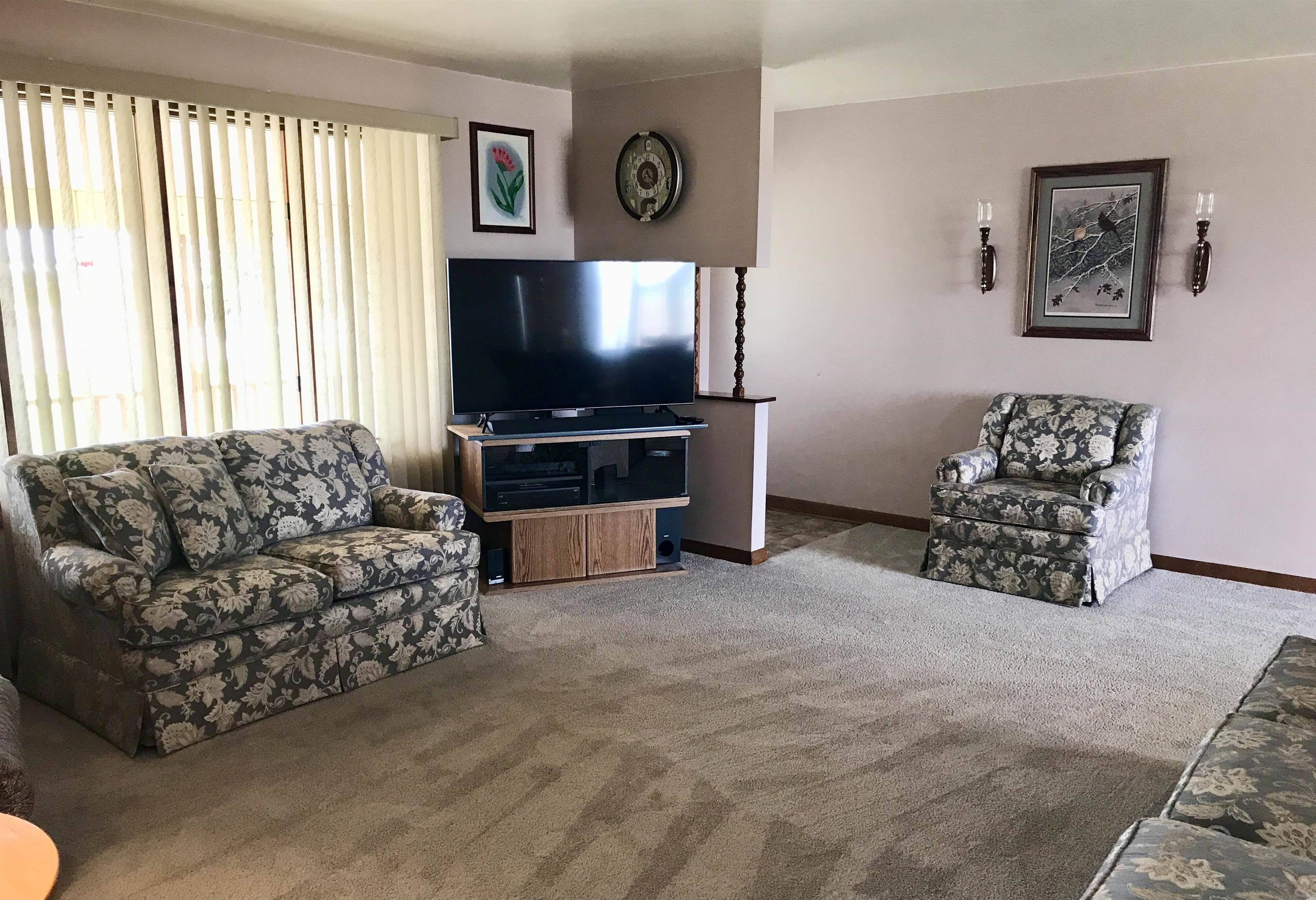 1989 South Crapo Road Ithaca, MI 48847 - Photo 12 of 64