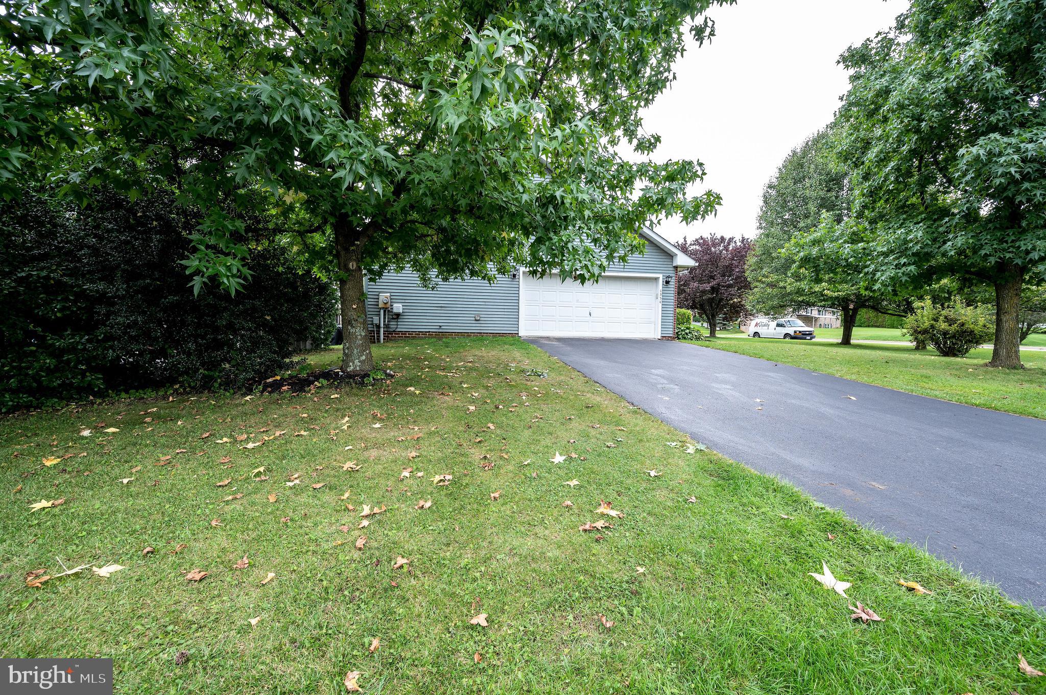 1354 Grandview Road Hanover, PA 17331 - Photo 7 of 24