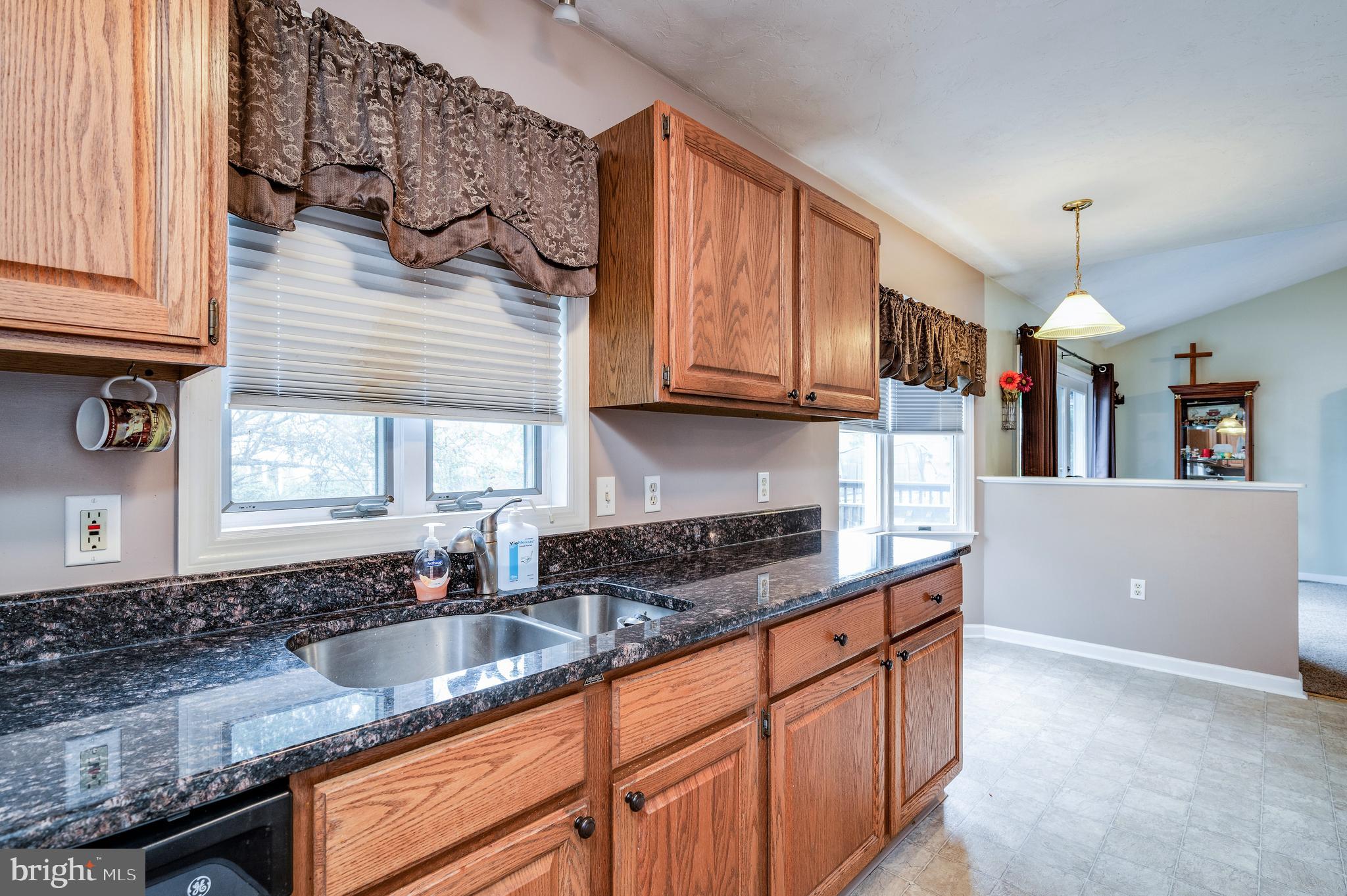 1354 Grandview Road Hanover, PA 17331 - Photo 9 of 24