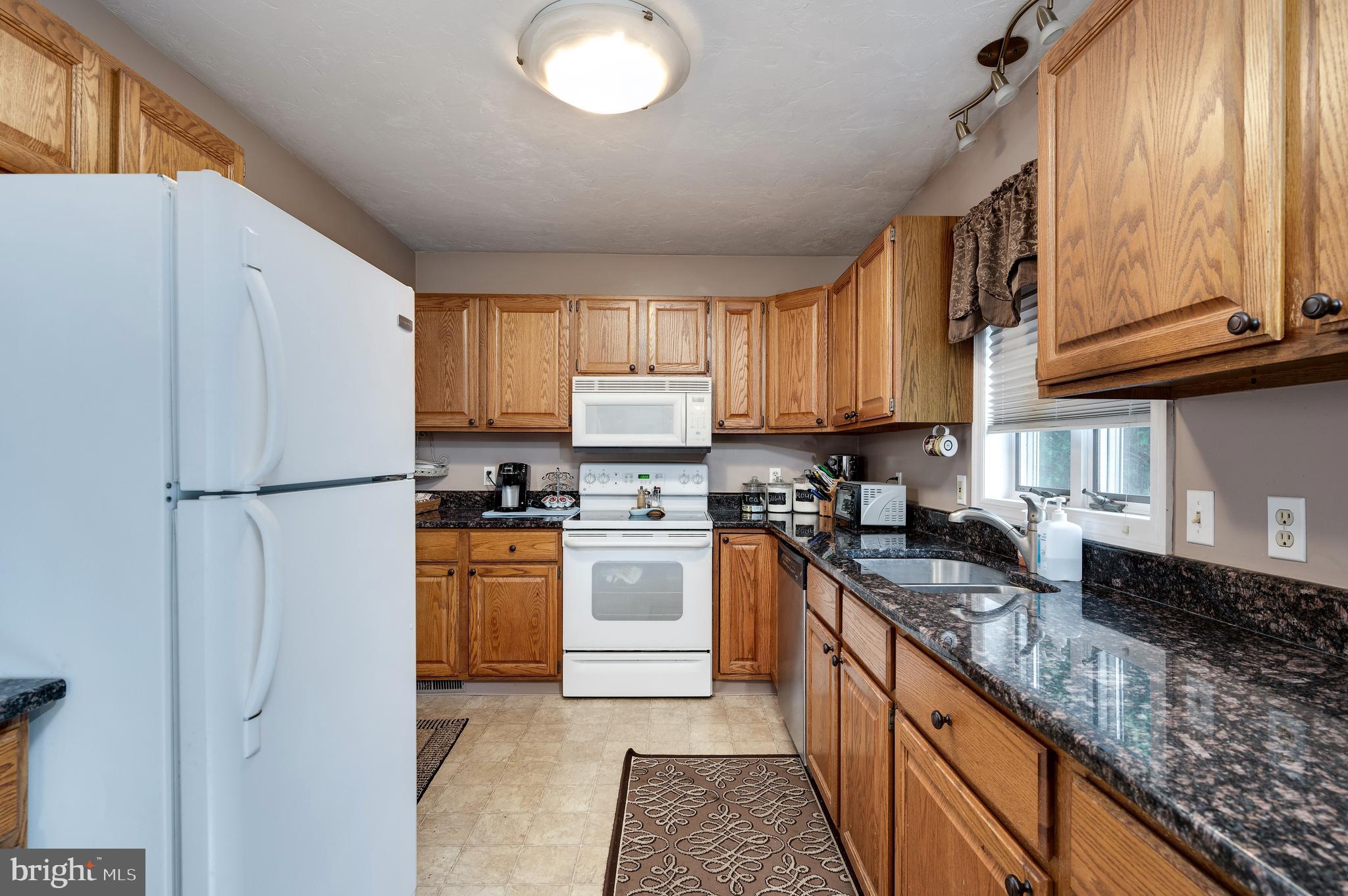 1354 Grandview Road Hanover, PA 17331 - Photo 10 of 24