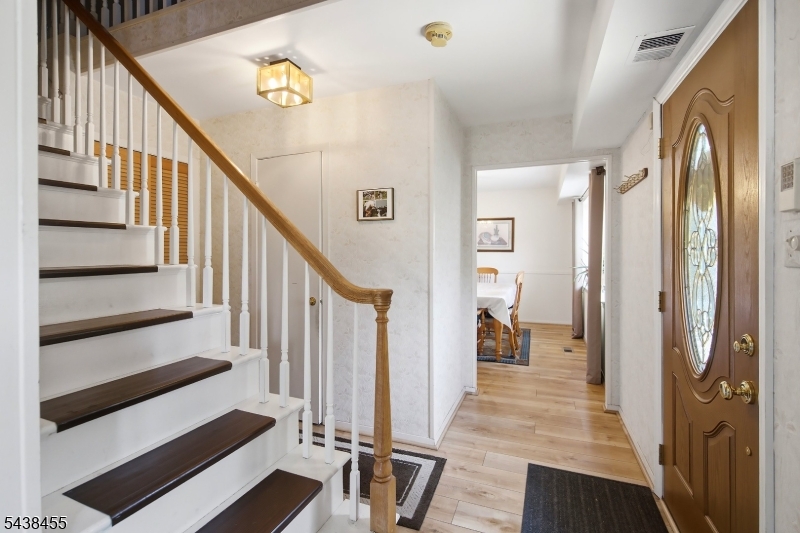 13 Abbott Road Somerset, NJ 08873 - Photo 5 of 32