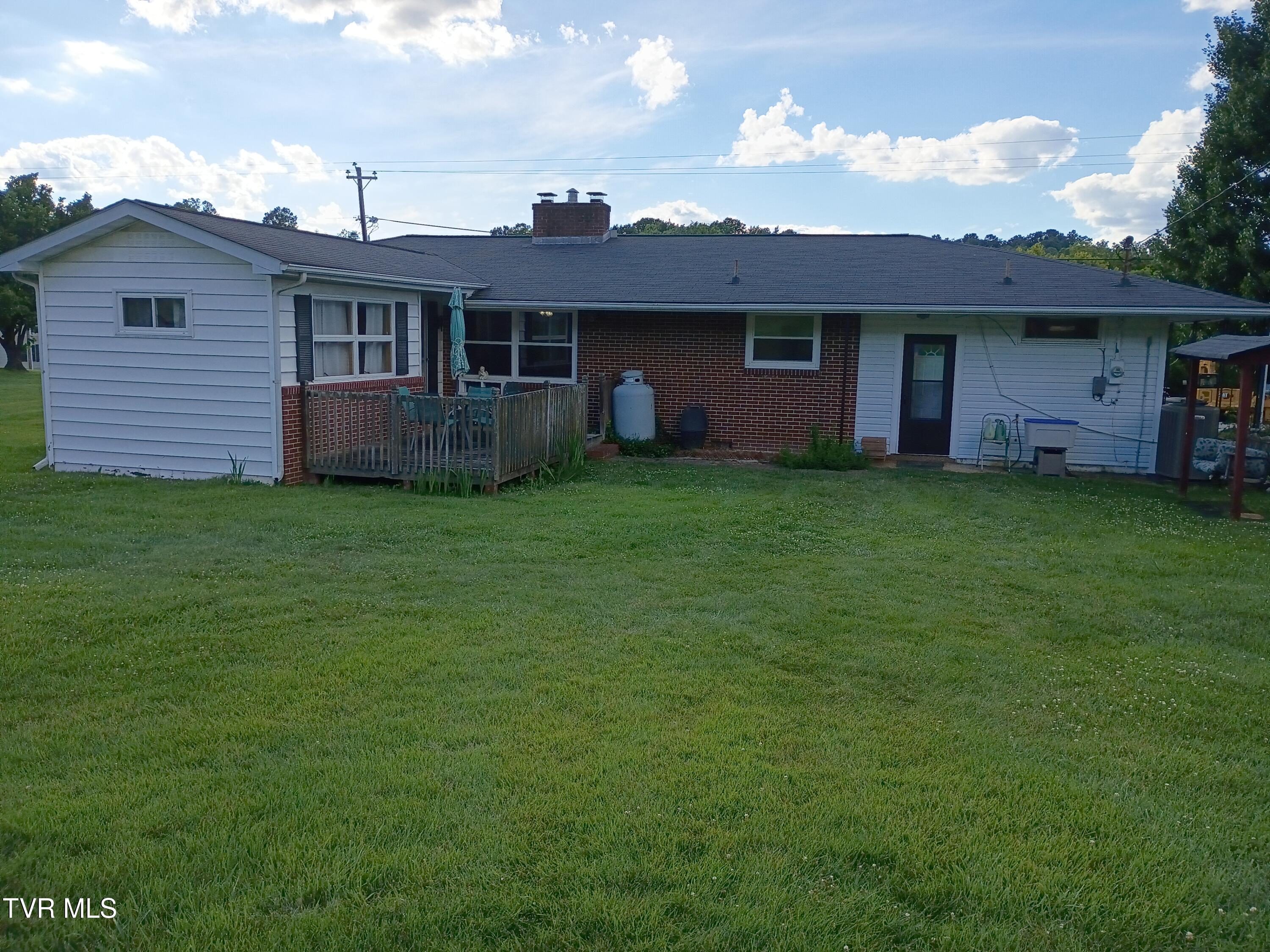 357 Rock Springs Road Kingsport, TN 37663 - Photo 24 of 28 IMG_20260619_182521730