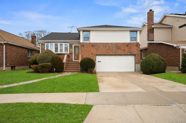 $1,199,999 | 79-09 260th Street | Floral Park
