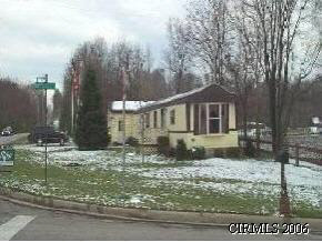 285 East Riverside Drive Peru, IN 46970 - Photo 1 of 1 Gallery Image 1