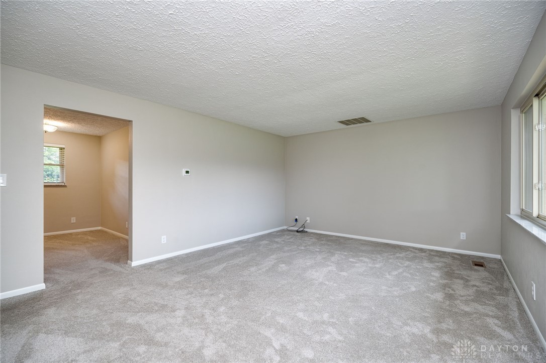 3977 Rexford Road Beavercreek, OH 45430 - Photo 17 of 34 Gallery Image 17