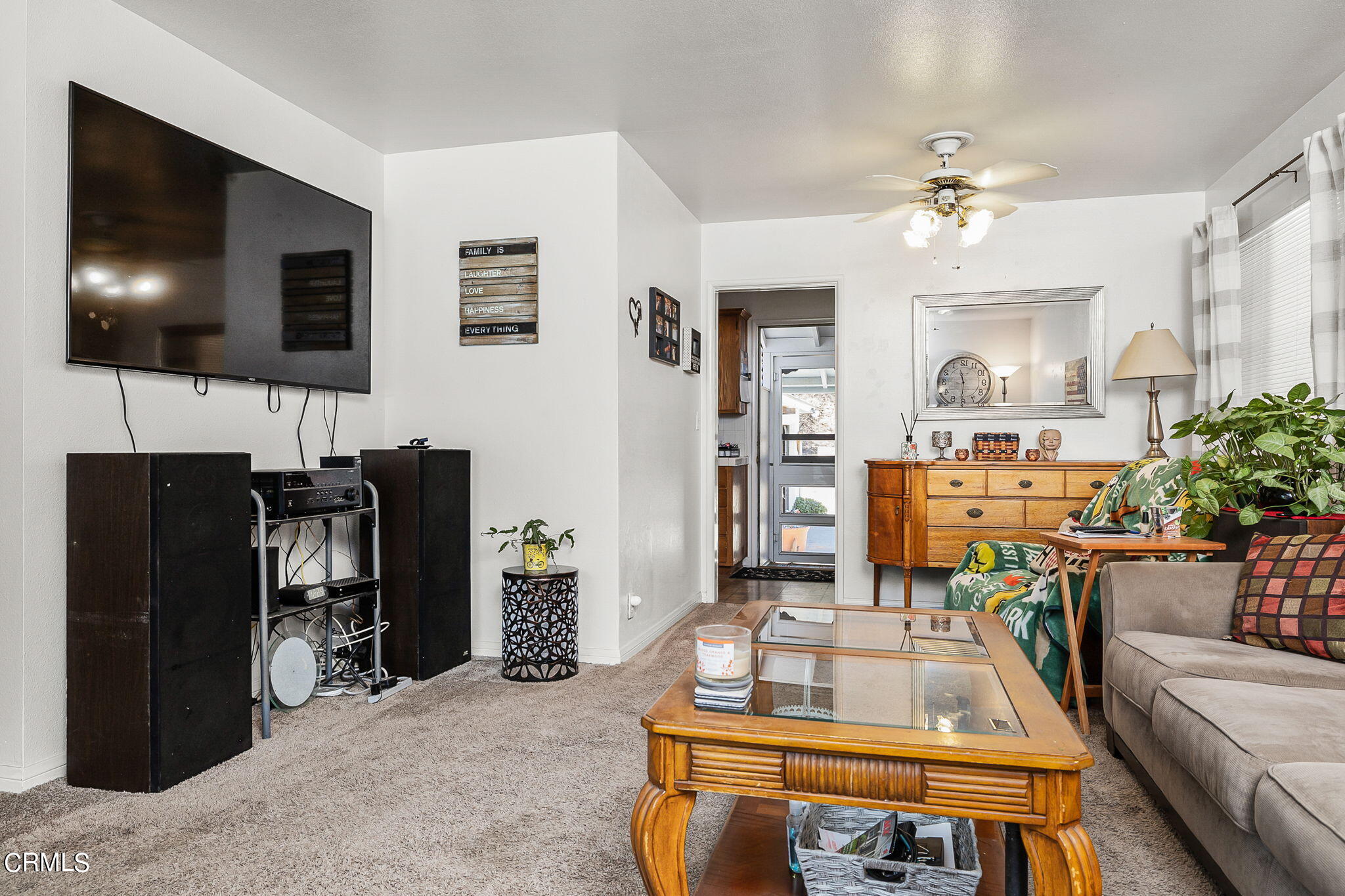 828 Ojai Road Santa Paula, CA 93060 - Photo 8 of 45 7-web-or-mls-UpmarketMedia_828Ojai-17