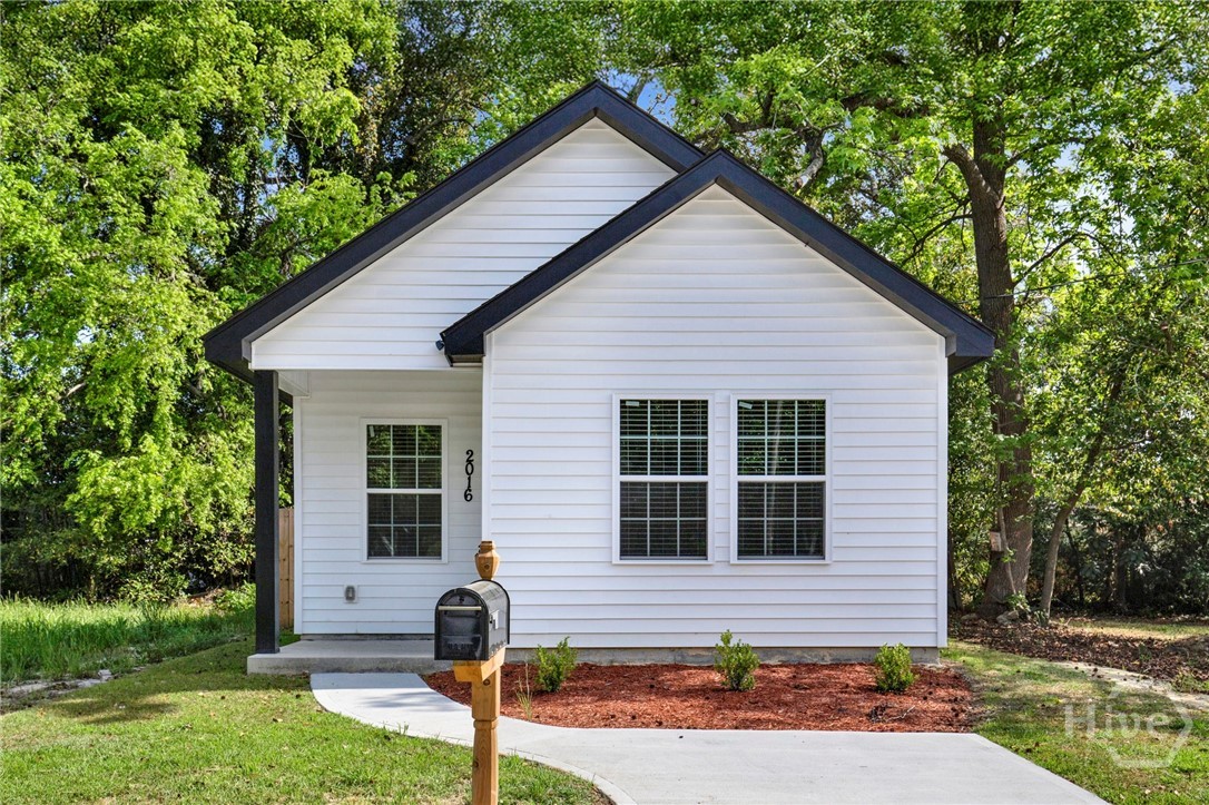2016 Eppinger Street Savannah, GA 31415 - Photo 1 of 34