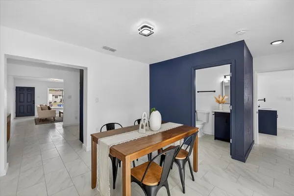 $549,900 | 7806 North Jamaica Street, Tampa, FL 33614