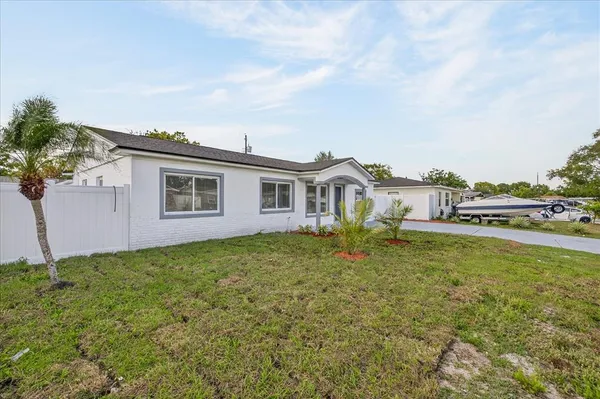 $549,900 | 7806 North Jamaica Street, Tampa, FL 33614