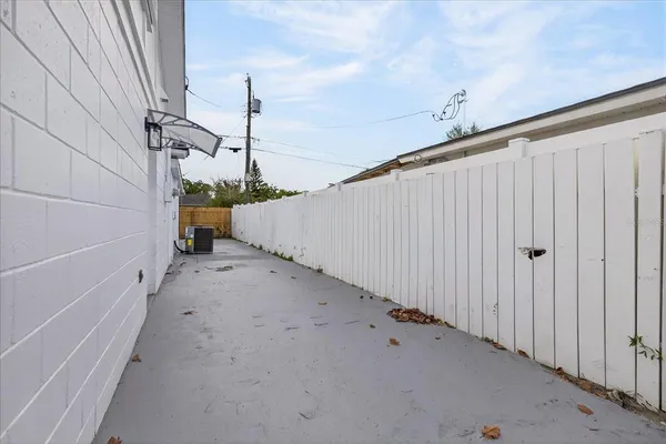 $549,900 | 7806 North Jamaica Street, Tampa, FL 33614