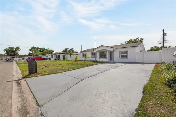 $549,900 | 7806 North Jamaica Street, Tampa, FL 33614