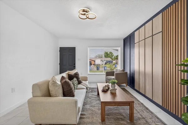 $549,900 | 7806 North Jamaica Street, Tampa, FL 33614